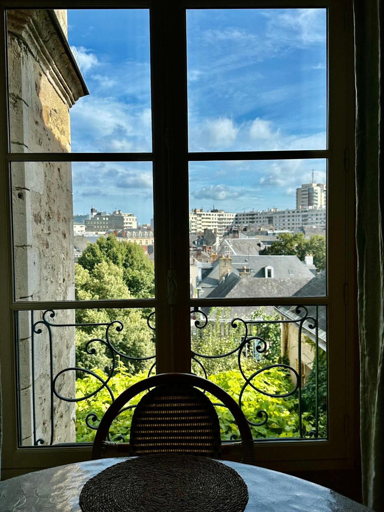 Logis Saint-Flaceau Le Mans Bagian luar foto