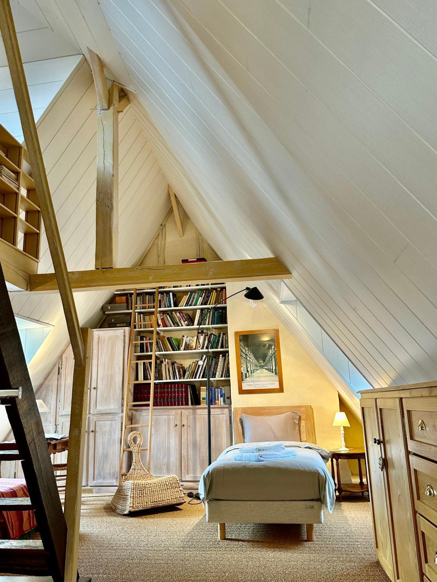 Logis Saint-Flaceau Le Mans Bagian luar foto