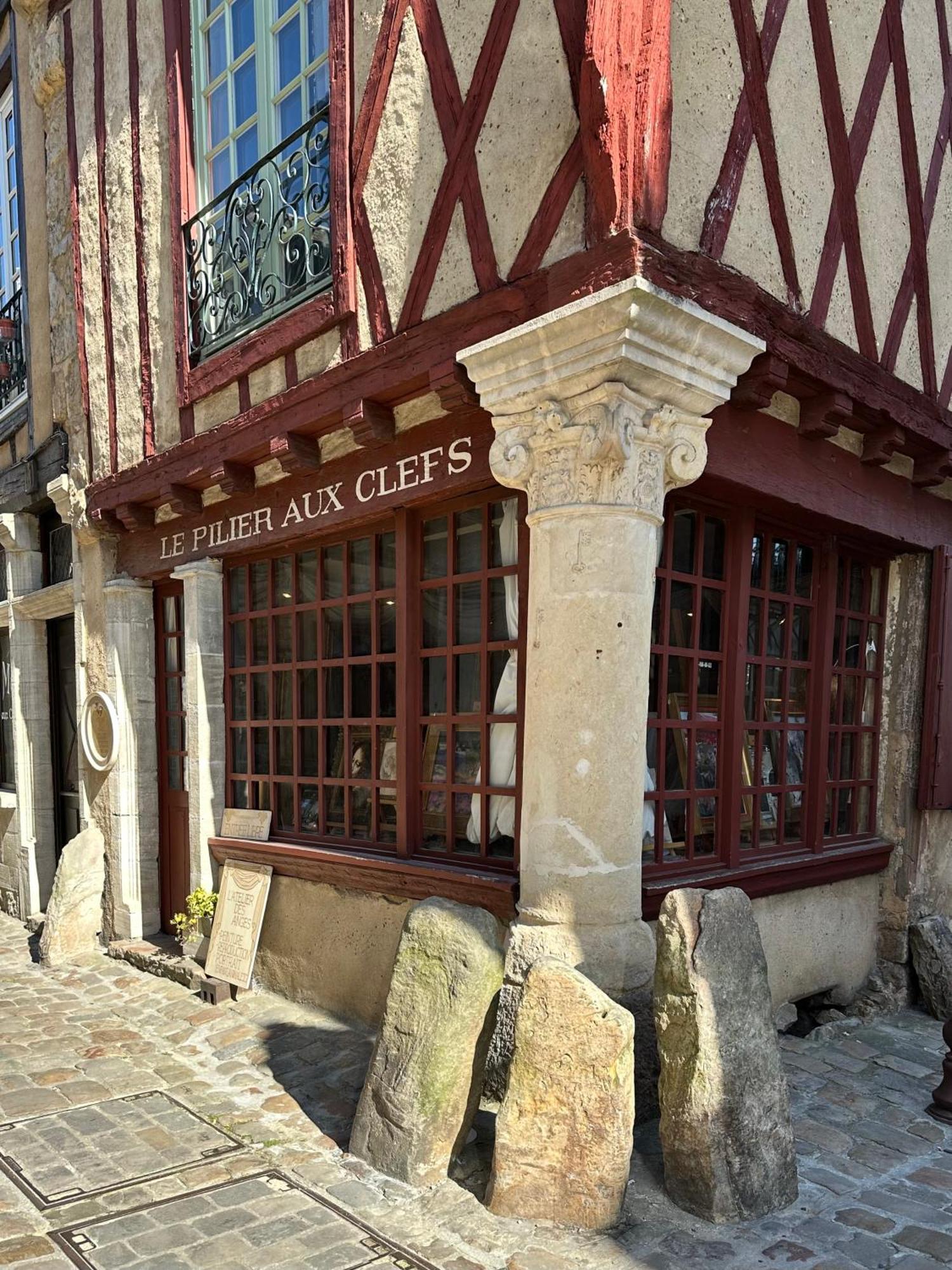 Logis Saint-Flaceau Le Mans Bagian luar foto